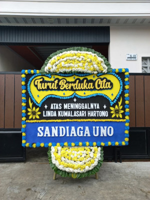Papan Bunga Duka di Pontap